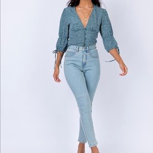 Princess Polly Blue Floral Top (NWT)